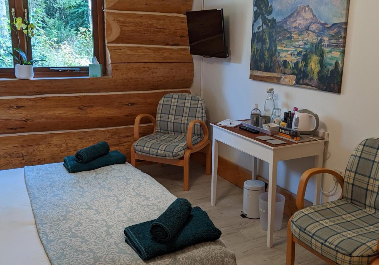 Owl Lodge Bed & Breakfast Kilmuir  Kültér fotó
